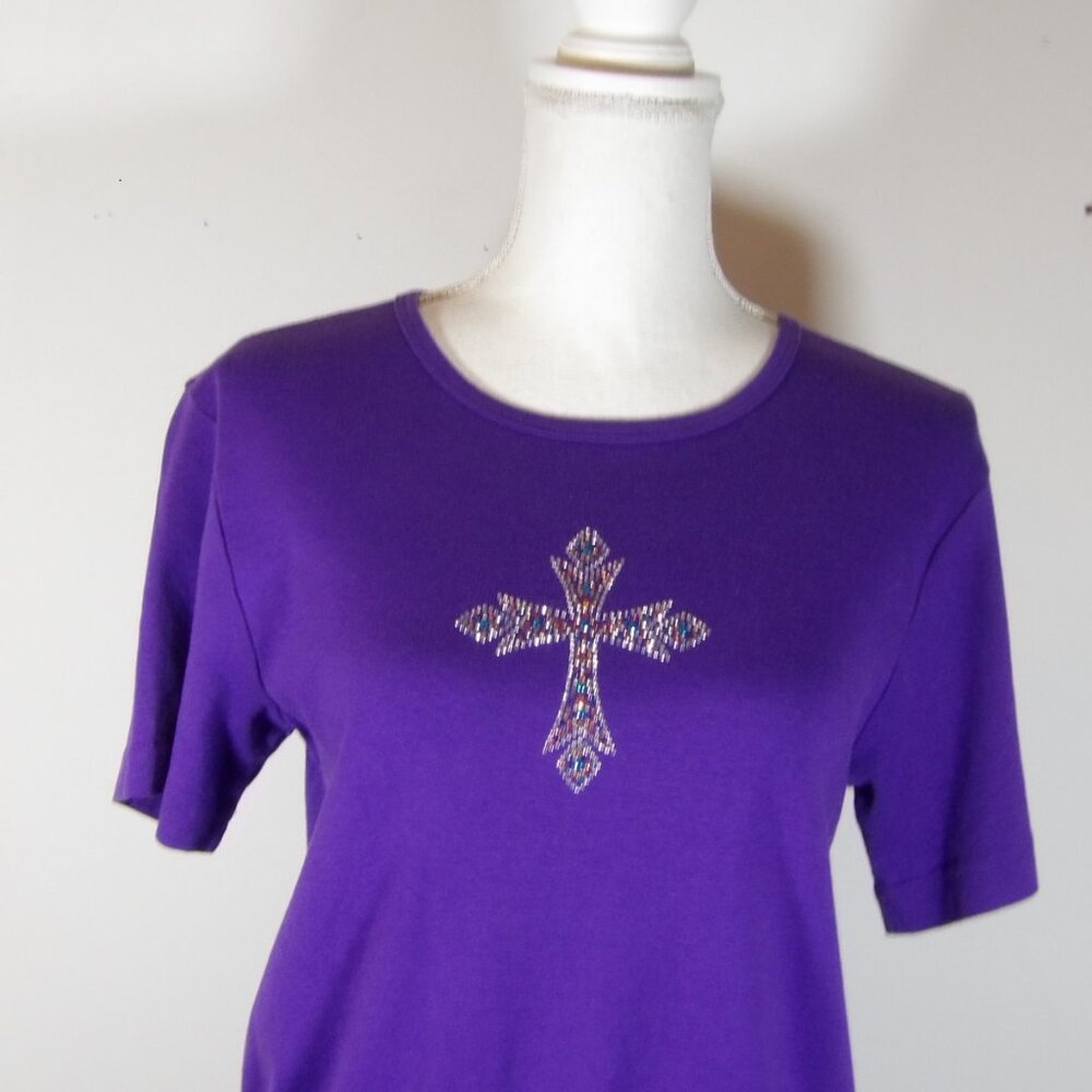 Tapestry Patch Purple Tee Shirt with Rhinestone Cross on the front Size XL